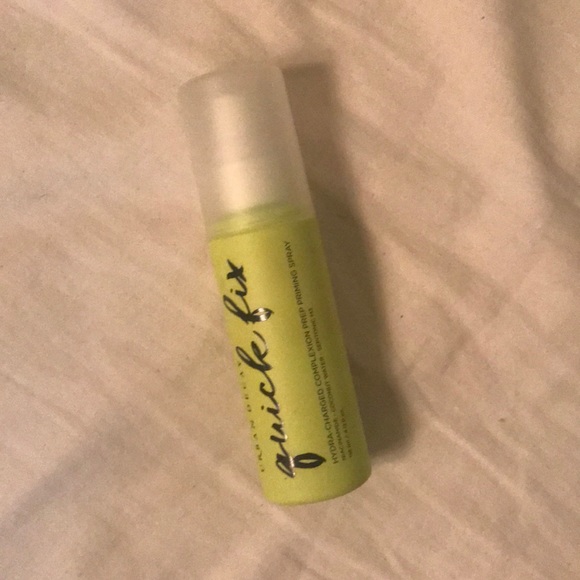 urban decay quick fix • priming spray - Picture 2 of 4